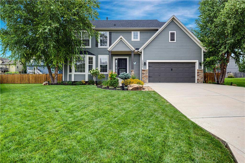 12636 S Belford ST, Olathe, KS 66061