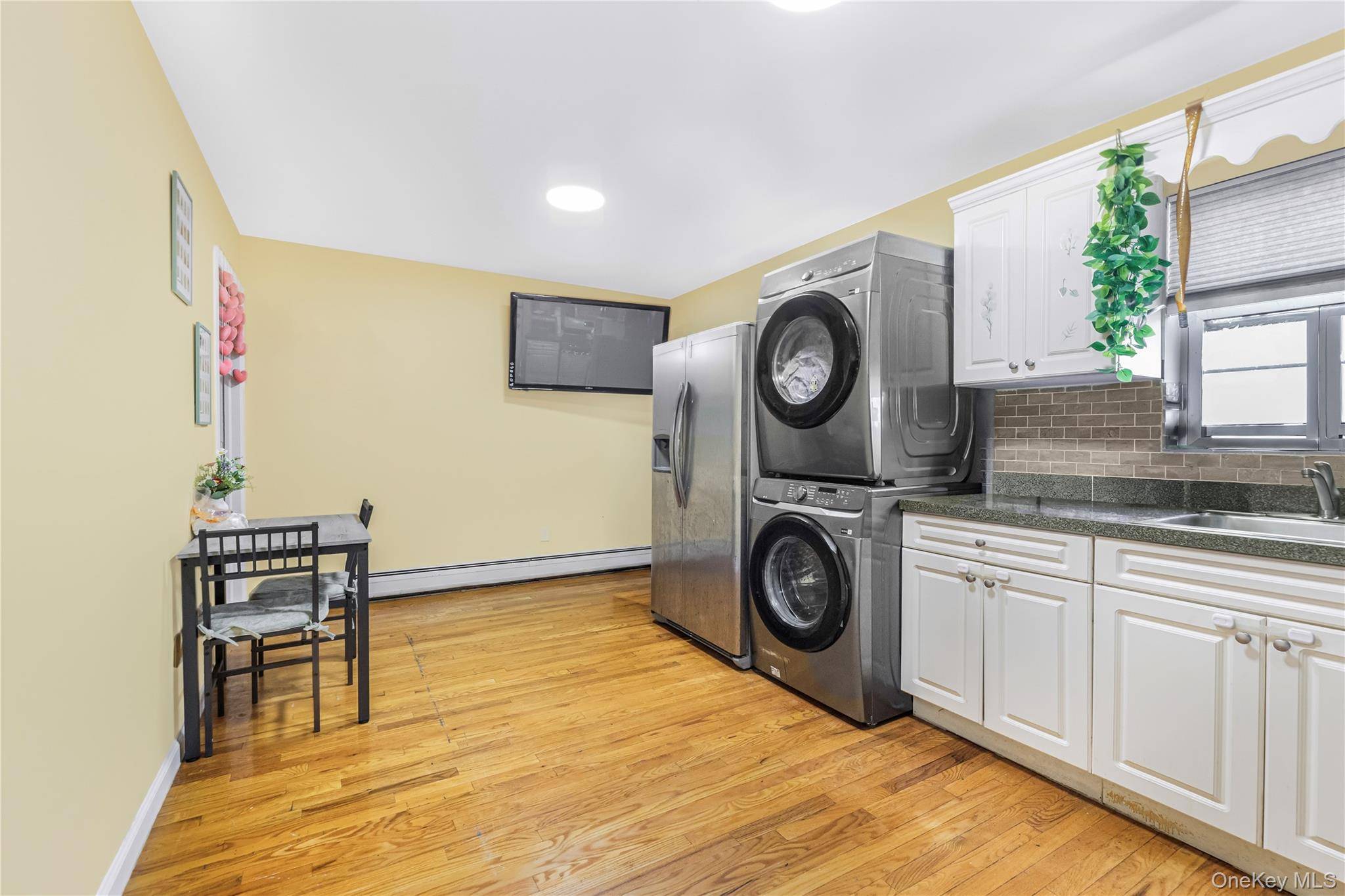 2573 Pelham Bay PARK, Bronx, NY 10475