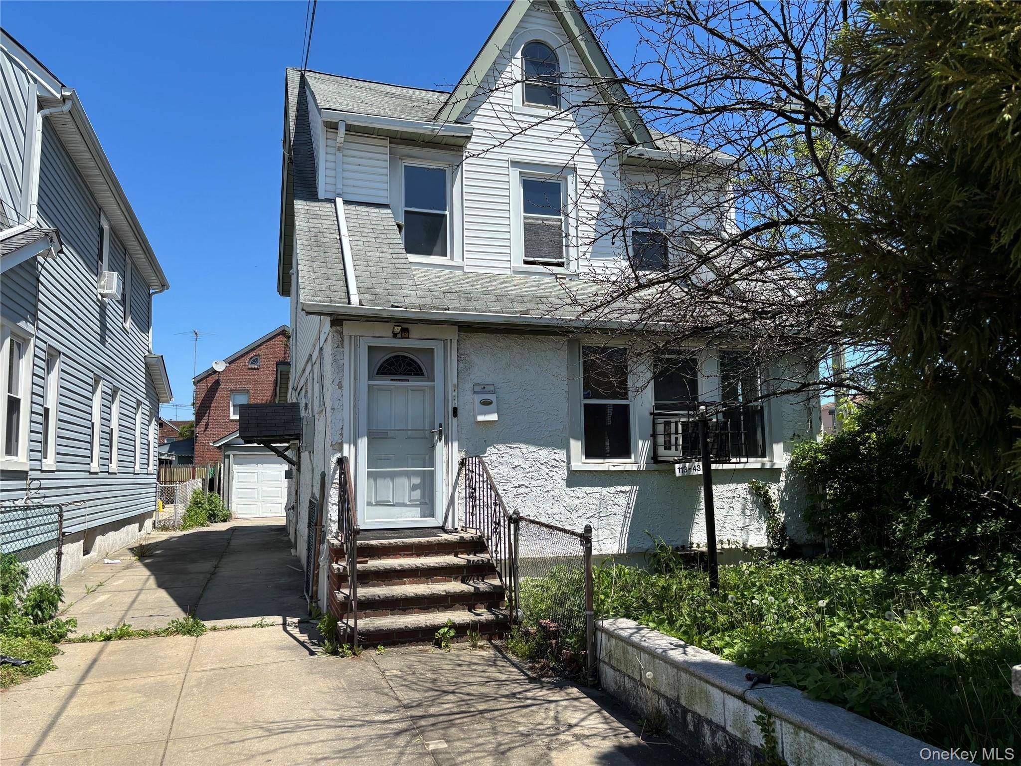 11343 202ND ST, Saint Albans, NY 11412