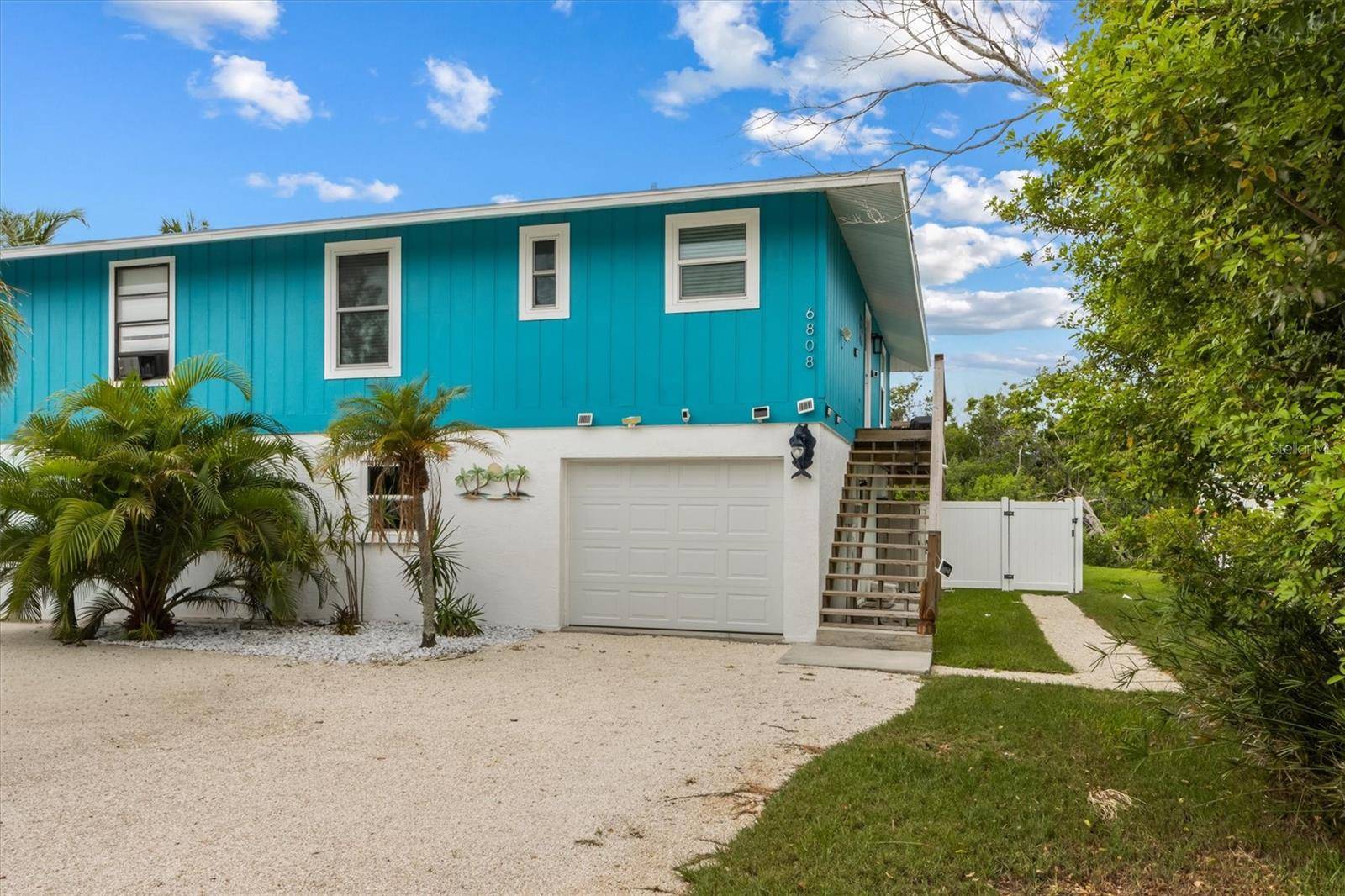 6808 PALM DR #B, Holmes Beach, FL 34217