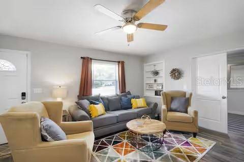 305 LINDEN DR, Ellenton, FL 34222