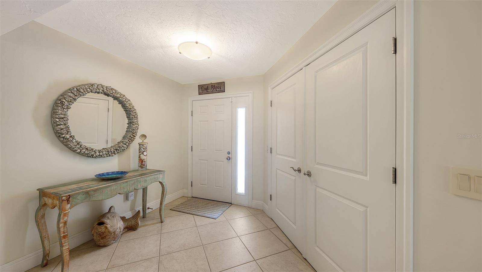 5880 MIDNIGHT PASS RD #307, Sarasota, FL 34242