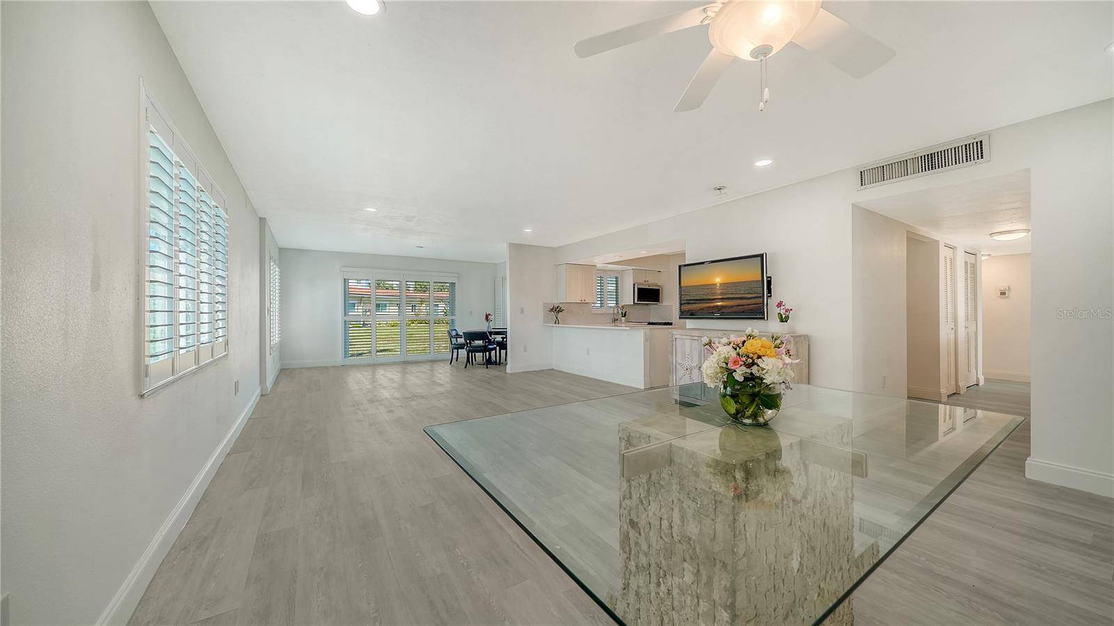 4750 GULF OF MEXICO DR #Villa 8, Longboat Key, FL 34228