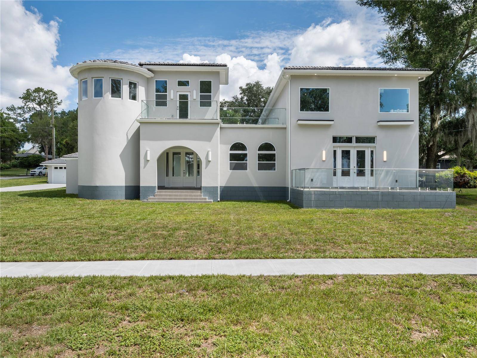 1190 W LAKESHORE DR, Clermont, FL 34711