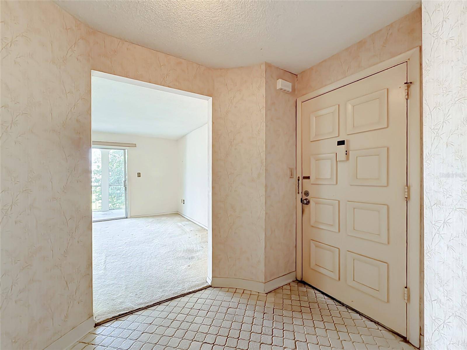 532 ORANGE DR #22, Altamonte Springs, FL 32701