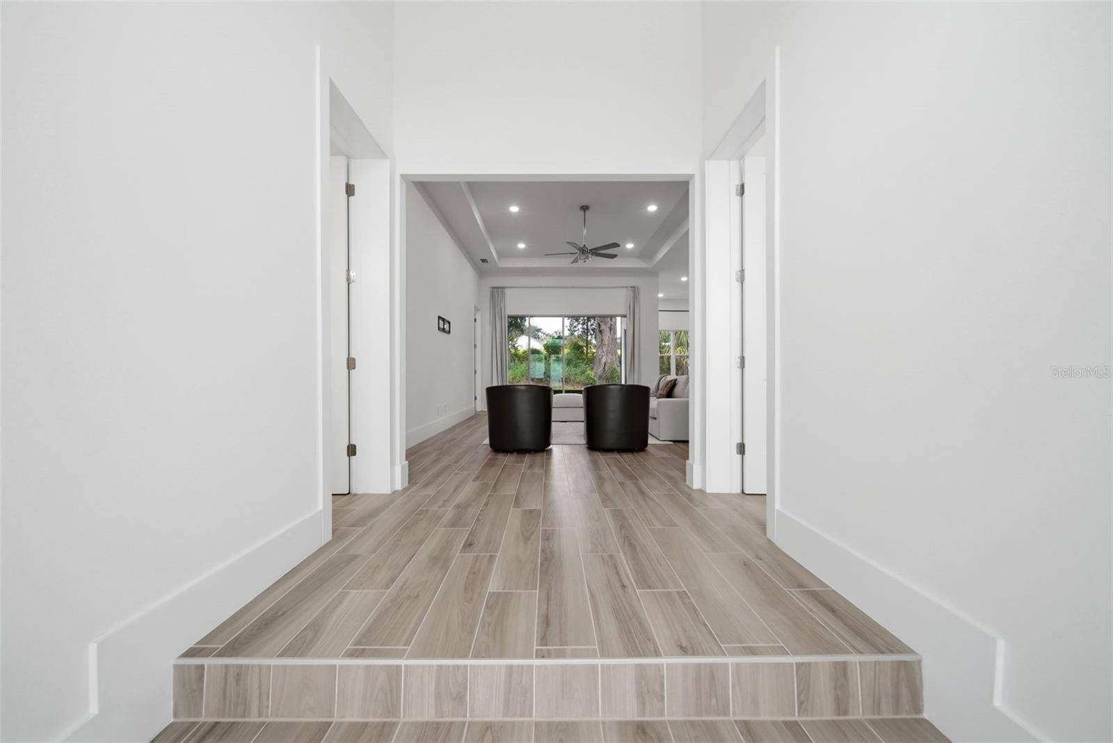 555 SANCTUARY GOLF PL, Apopka, FL 32712