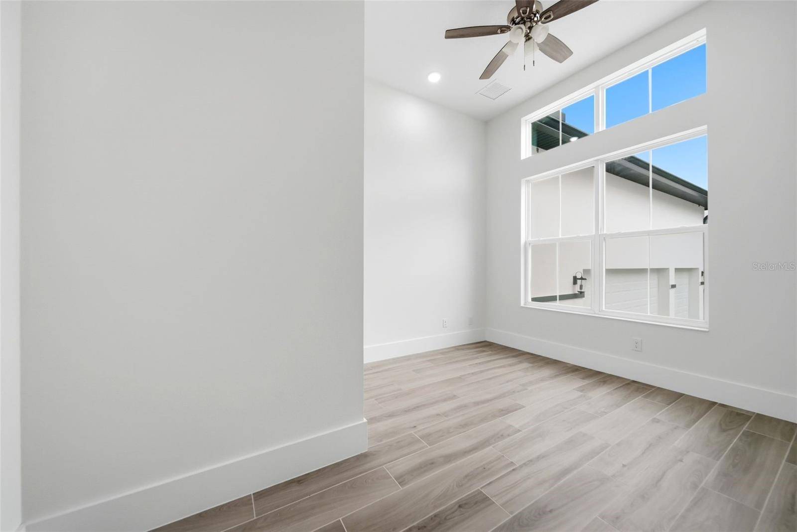 555 SANCTUARY GOLF PL, Apopka, FL 32712