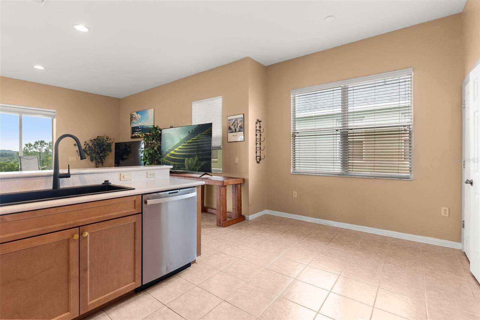 2390 CALEDONIAN ST, Clermont, FL 34711