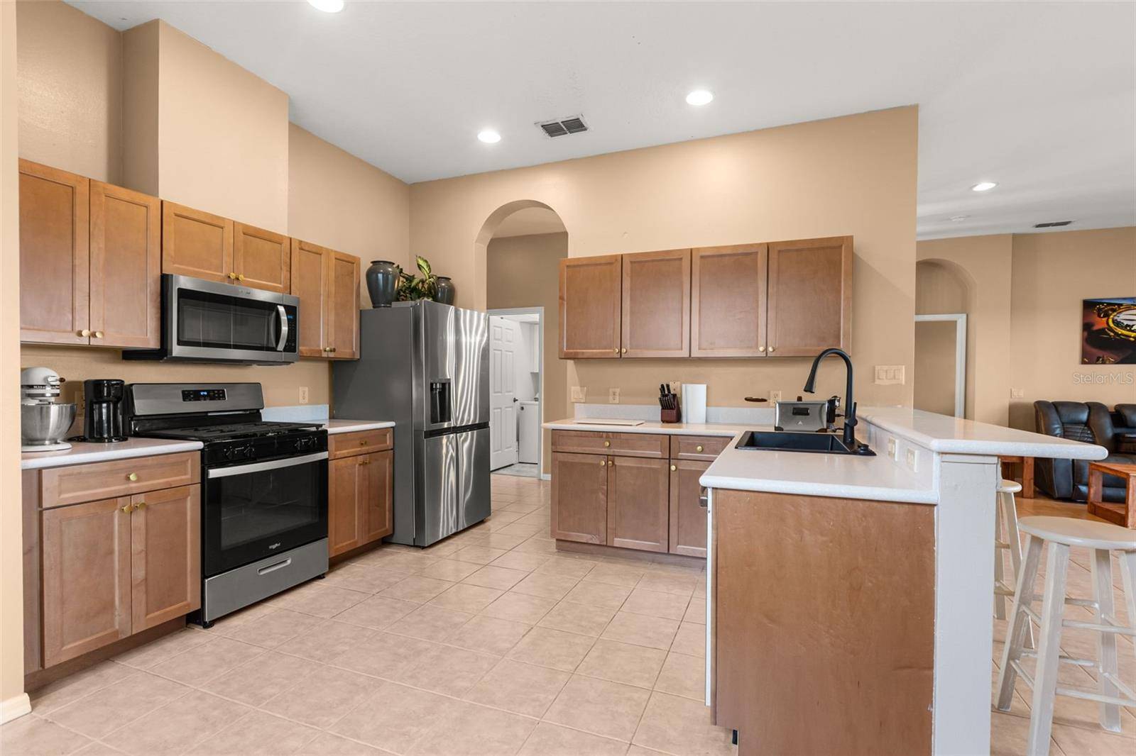2390 CALEDONIAN ST, Clermont, FL 34711