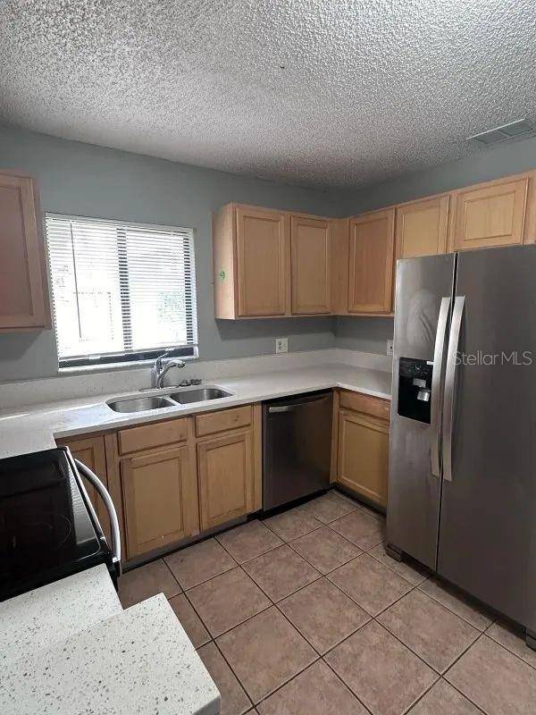 90 HIDDEN LAKE DR #124, Sanford, FL 32773