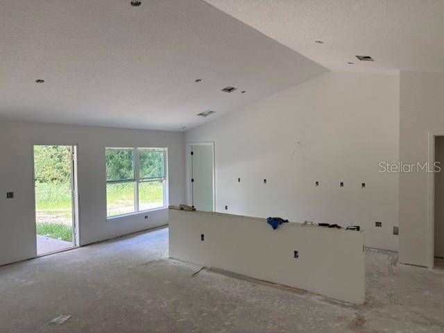 6734 SW 179TH AVENUE RD, Dunnellon, FL 34432