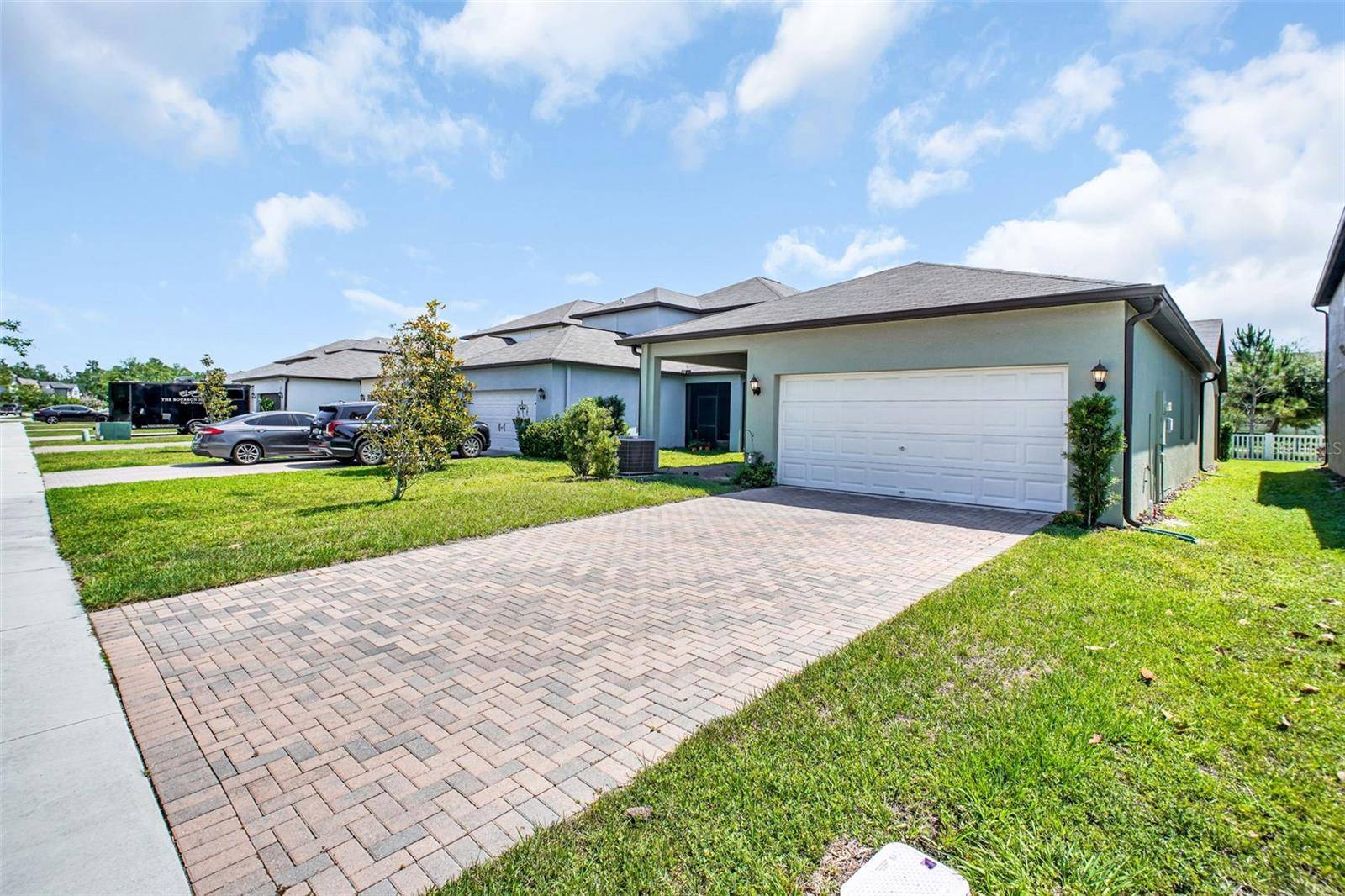 9579 FLOURISH DR, Land O Lakes, FL 34637