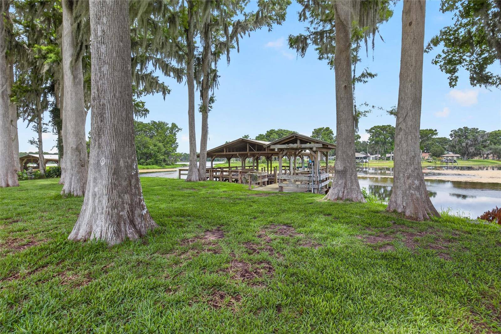 7588 S CRESCENT LOOP, Floral City, FL 34436