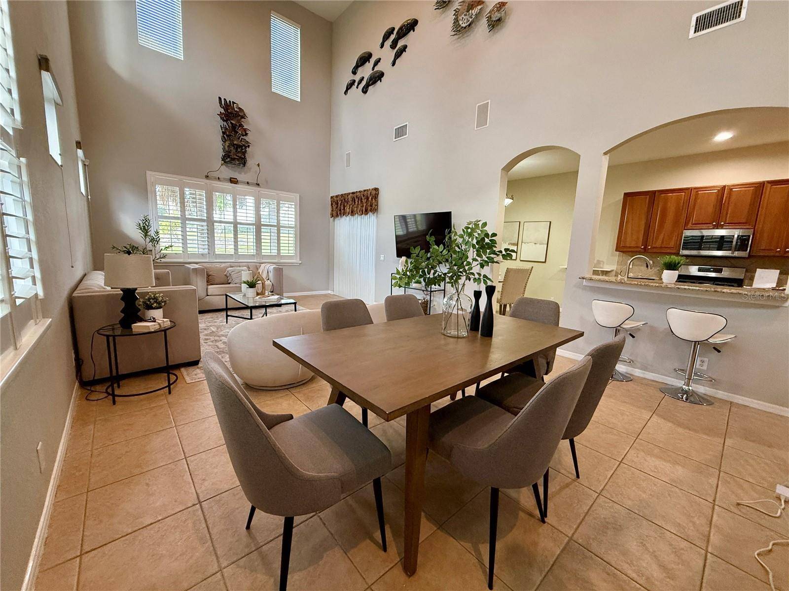 445 NOBLE FAIRE DR, Sun City Center, FL 33573