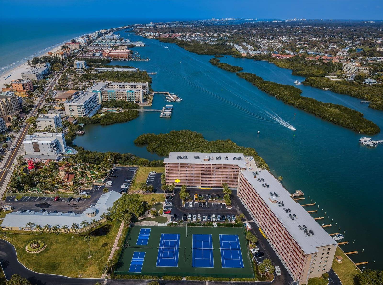 19451 GULF BLVD #301, Indian Shores, FL 33785