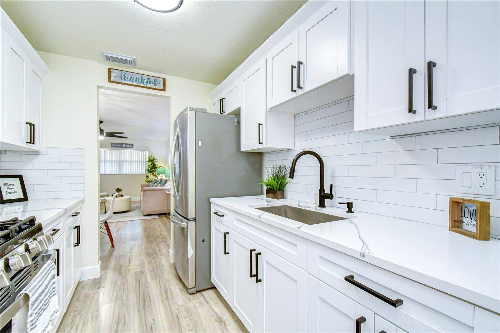 10037 62ND TER N #5, St Petersburg, FL 33708
