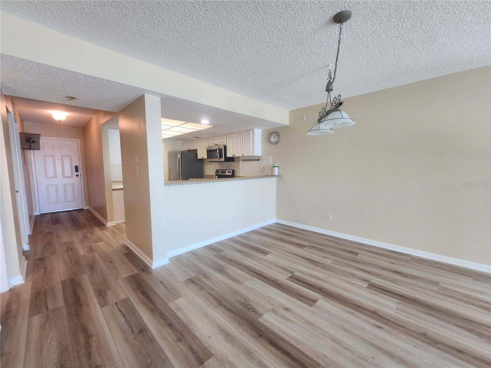 650 ISLAND WAY #302, Clearwater, FL 33767