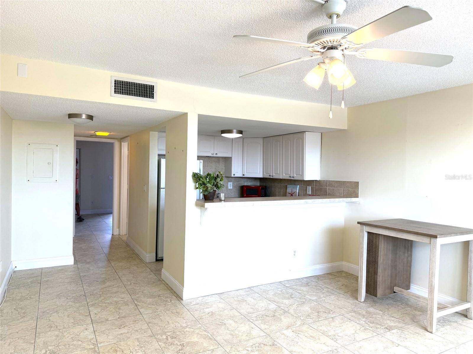 7665 SUN ISLAND DR S #409, South Pasadena, FL 33707