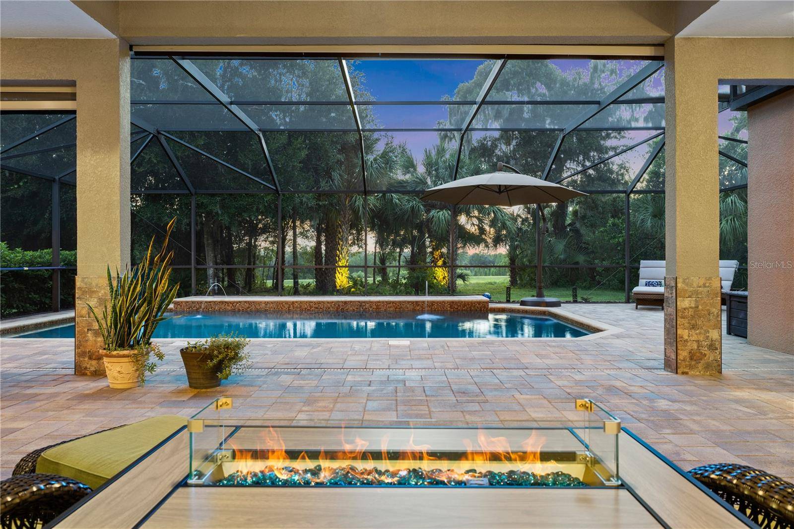 15431 STARLING CROSSING DR, Lithia, FL 33547