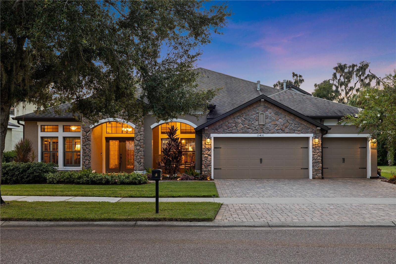 15431 STARLING CROSSING DR, Lithia, FL 33547