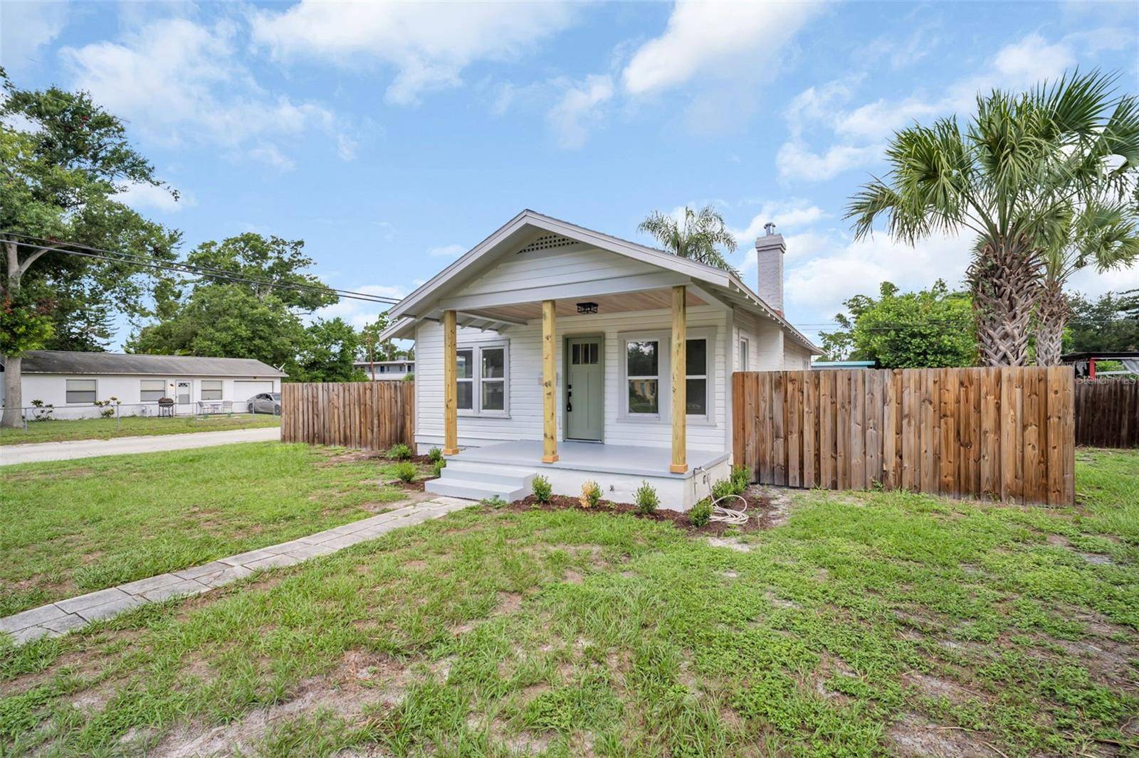 5355 2ND AVE S, St Petersburg, FL 33707