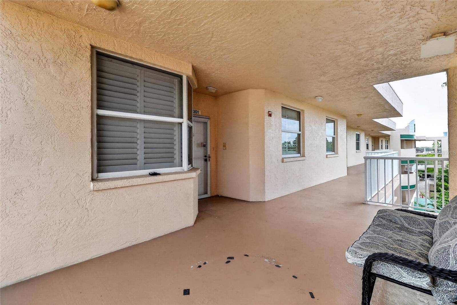 6251 SHORELINE DR #2301, Seminole, FL 33708