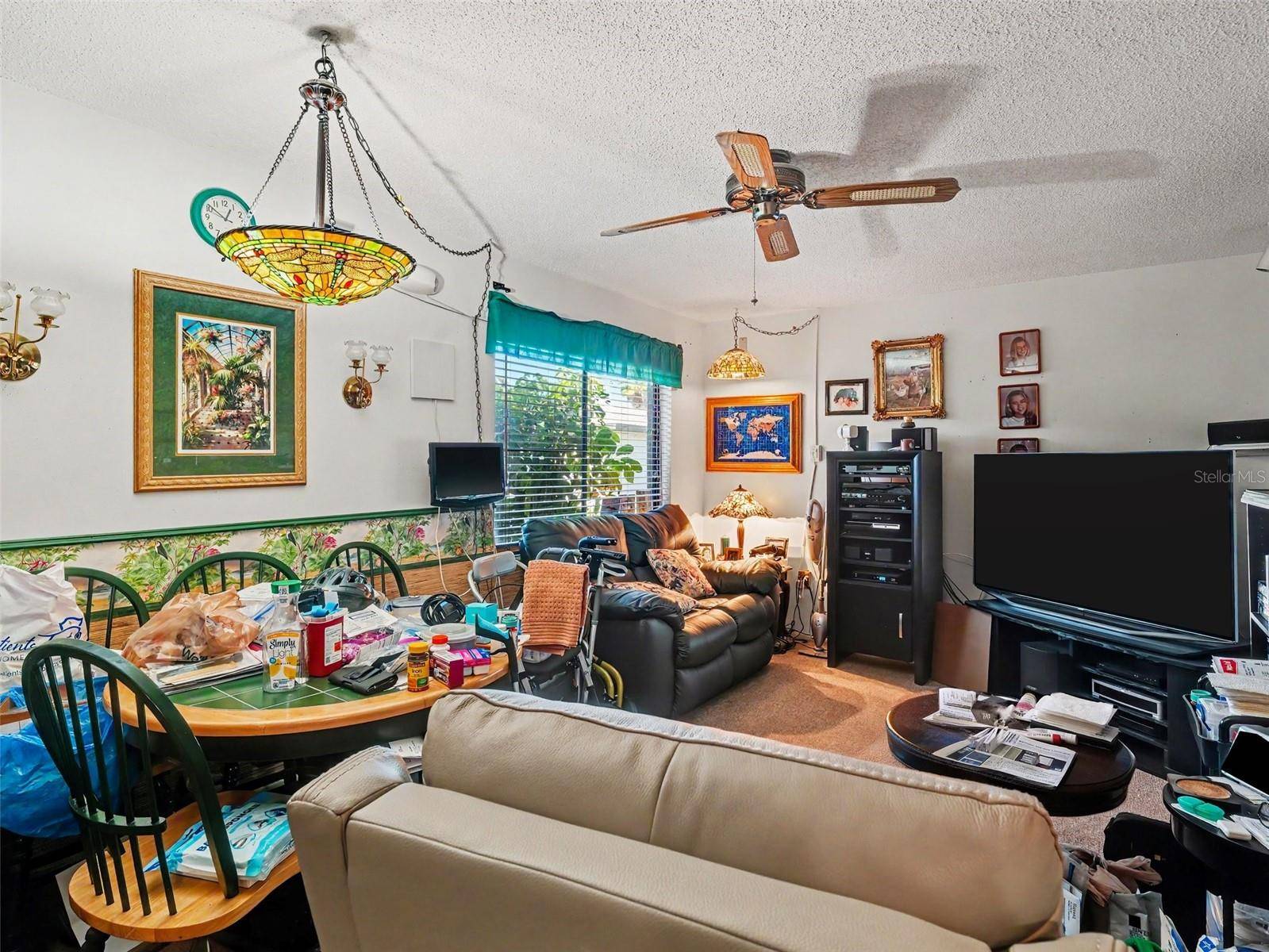 1117 68TH AVENUE DR W, Bradenton, FL 34207