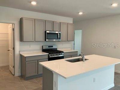 35694 KINSEY PT, Zephyrhills, FL 33541