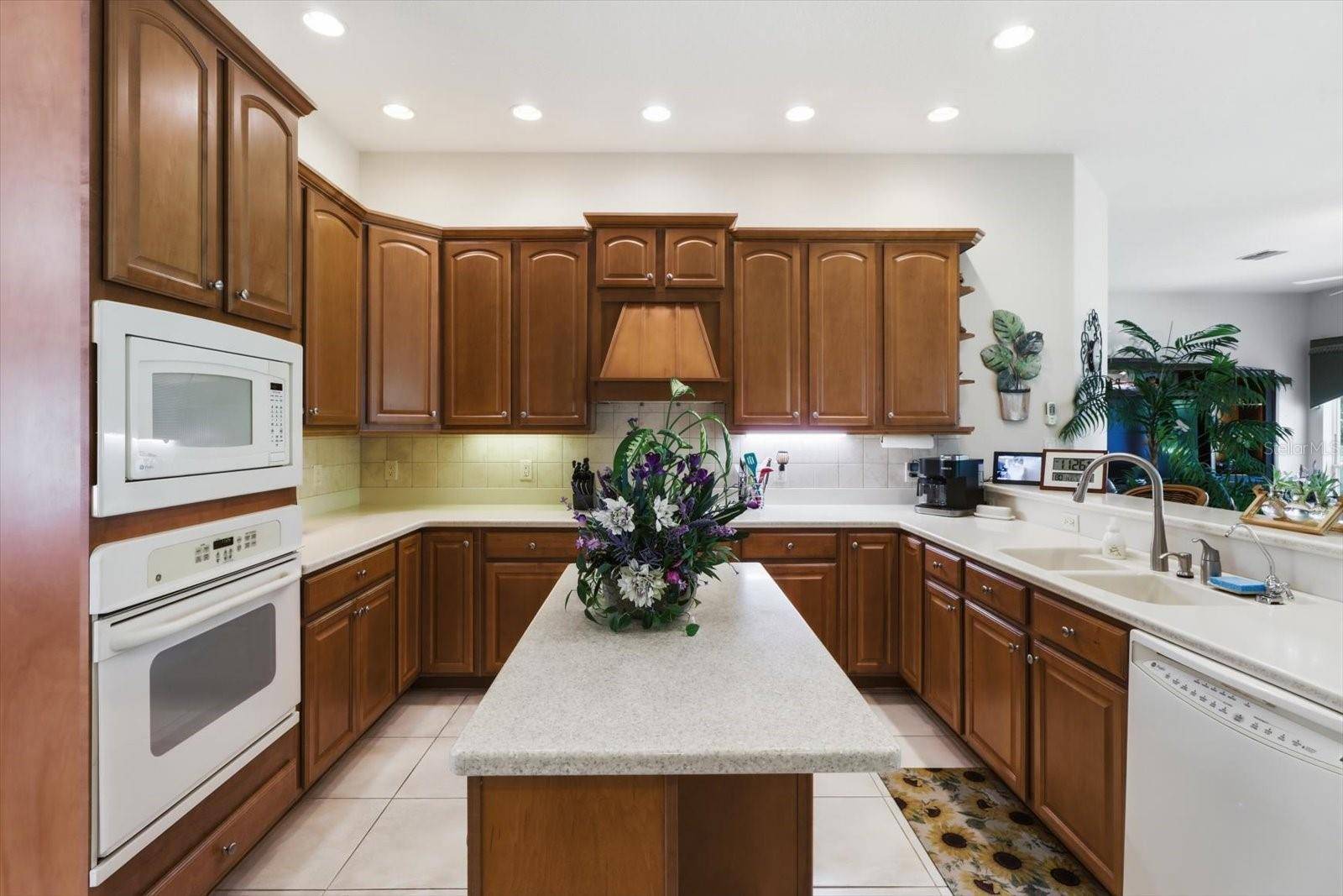 564 N AFTERGLOW CIR, Crystal River, FL 34429