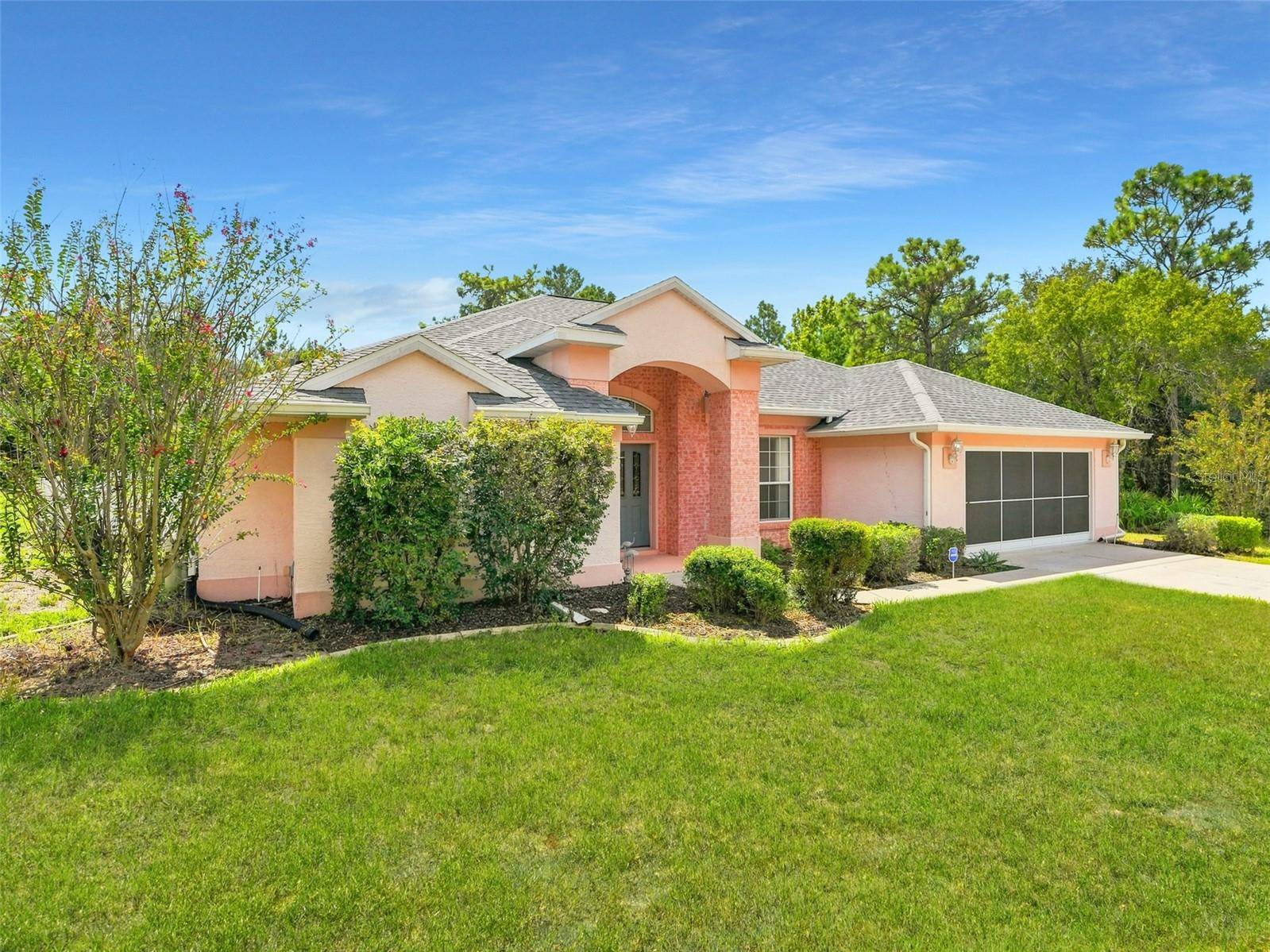 56 OAK VILLAGE BLVD, Homosassa, FL 34446