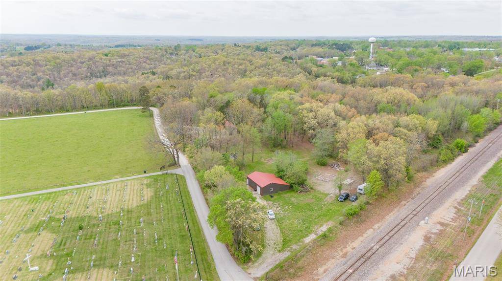 13689 County Road 3590, St James, MO 65559