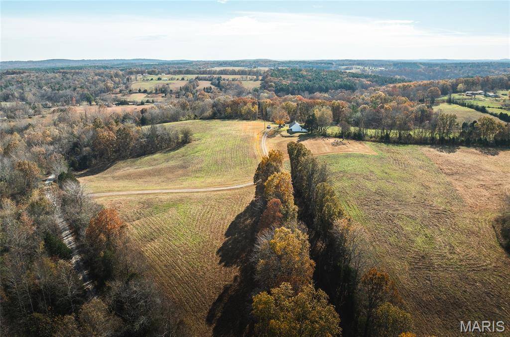 31 Sparks Hill RD, Elizabethtown, IL 62931