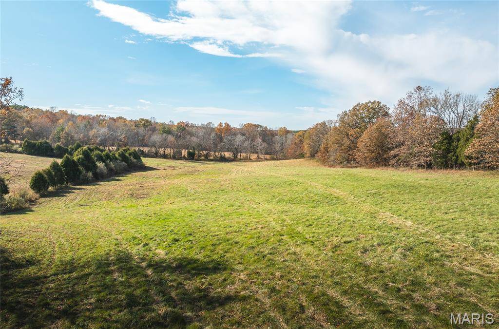 31 Sparks Hill RD, Elizabethtown, IL 62931