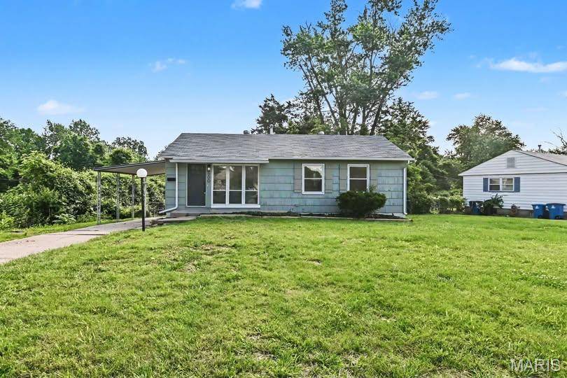 9800 Scottdale DR, St Louis, MO 63136