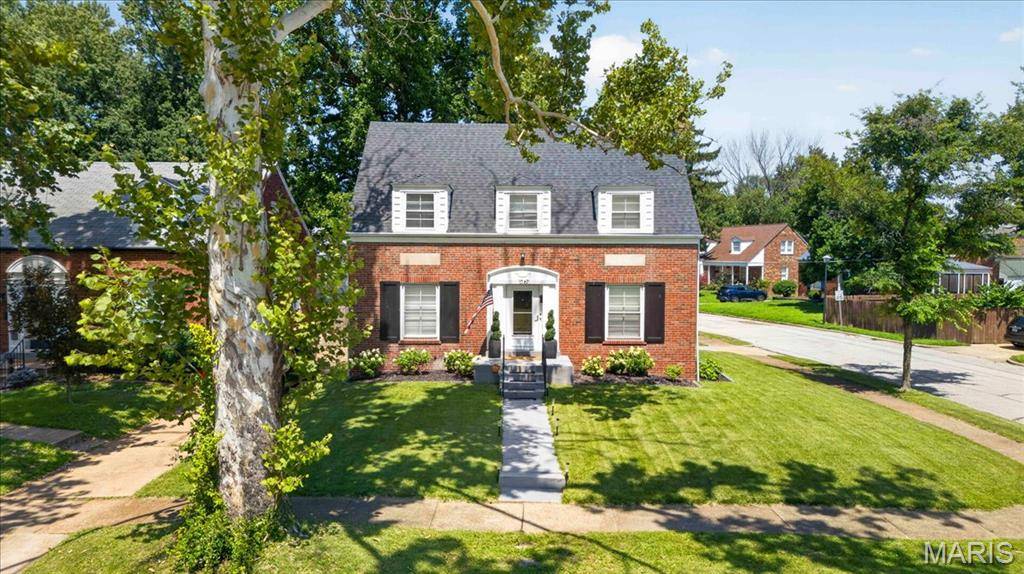 1067 Wilson AVE, St Louis, MO 63130