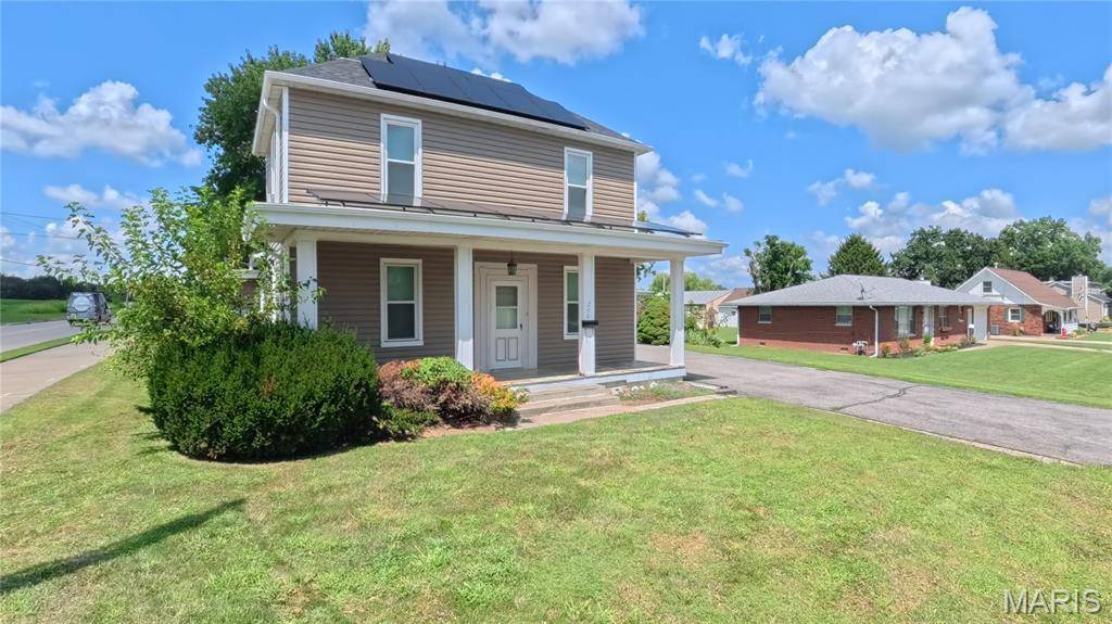 200 Hazel ST, Troy, IL 62294