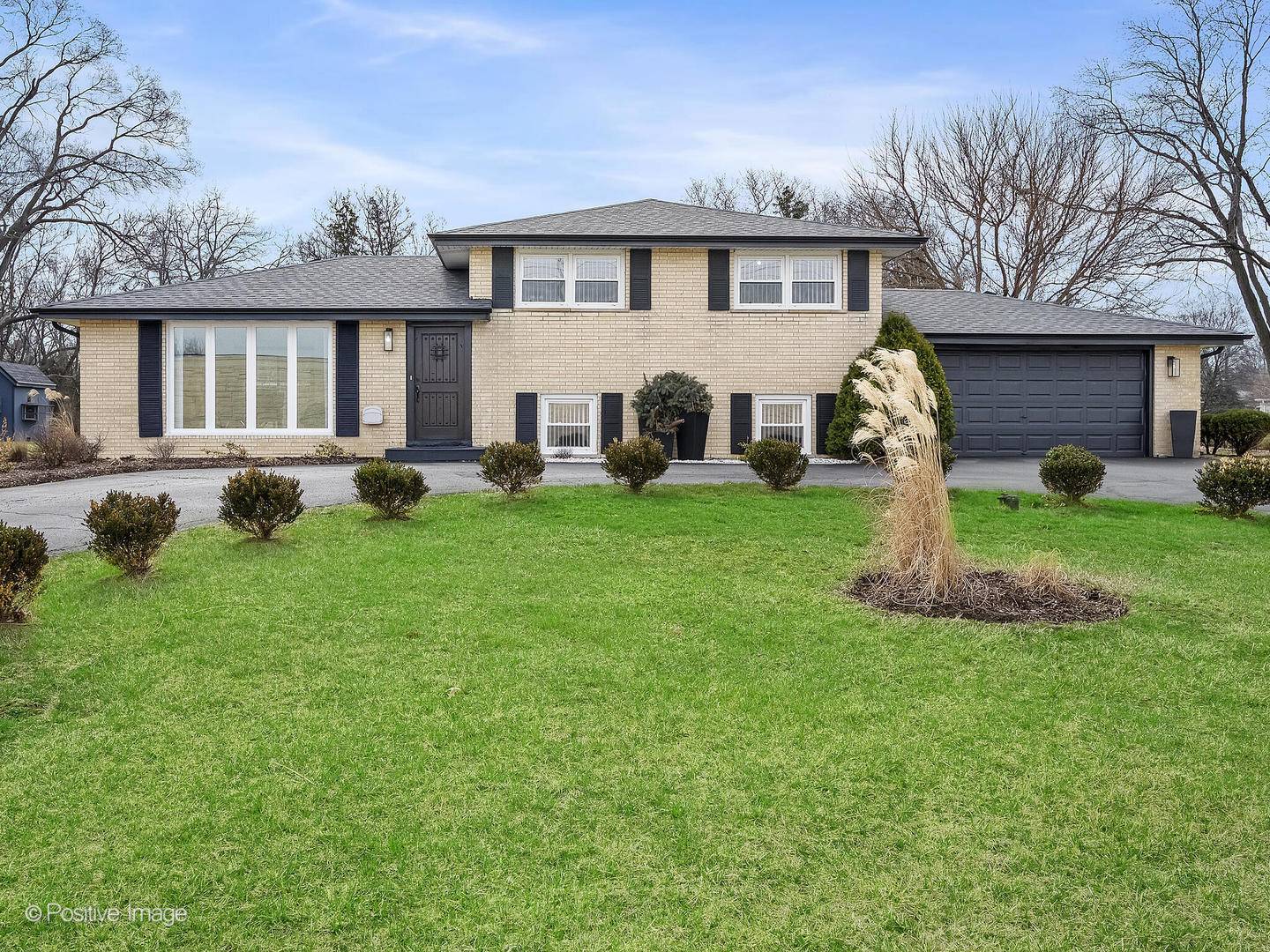 20W065 S Frontage RD, Lemont, IL 60439