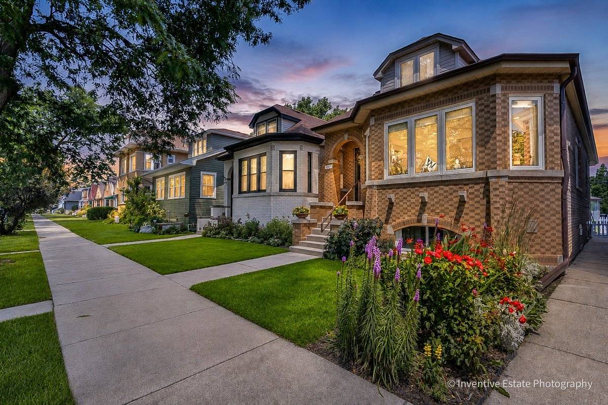 6007 N Newburg AVE, Chicago, IL 60631