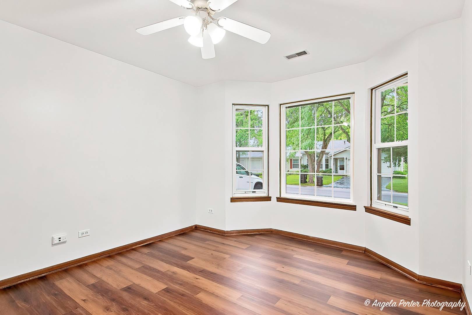 Address not disclosed, Island Lake, IL 60042