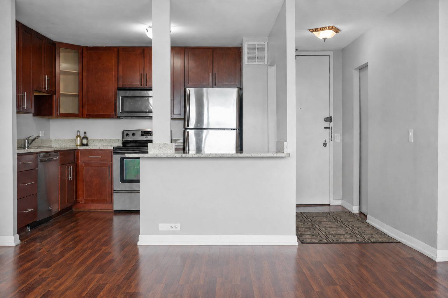 5445 N Sheridan RD #804, Chicago, IL 60640