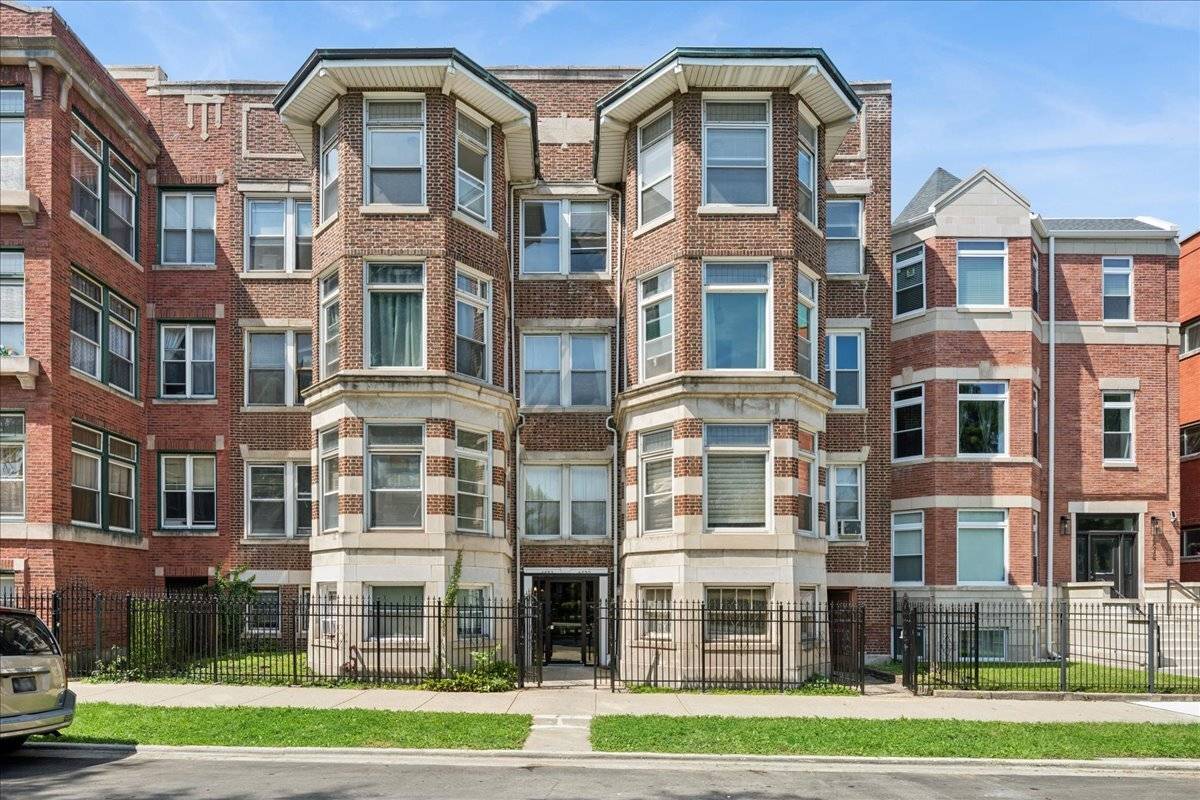 4530 S King DR, Chicago, IL 60653