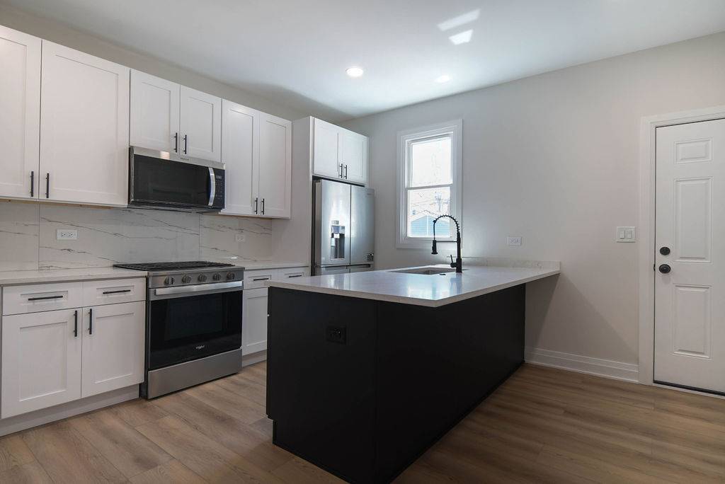 2250 N Kostner AVE, Chicago, IL 60639