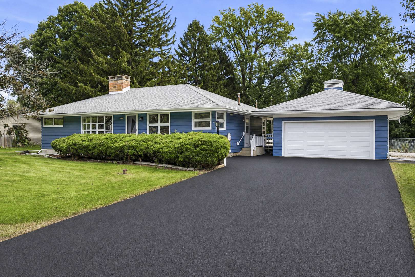 2275 Nan ST, Aurora, IL 60502