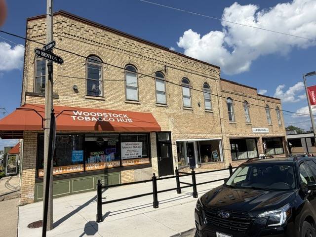 226 N Benton ST #3, Woodstock, IL 60098