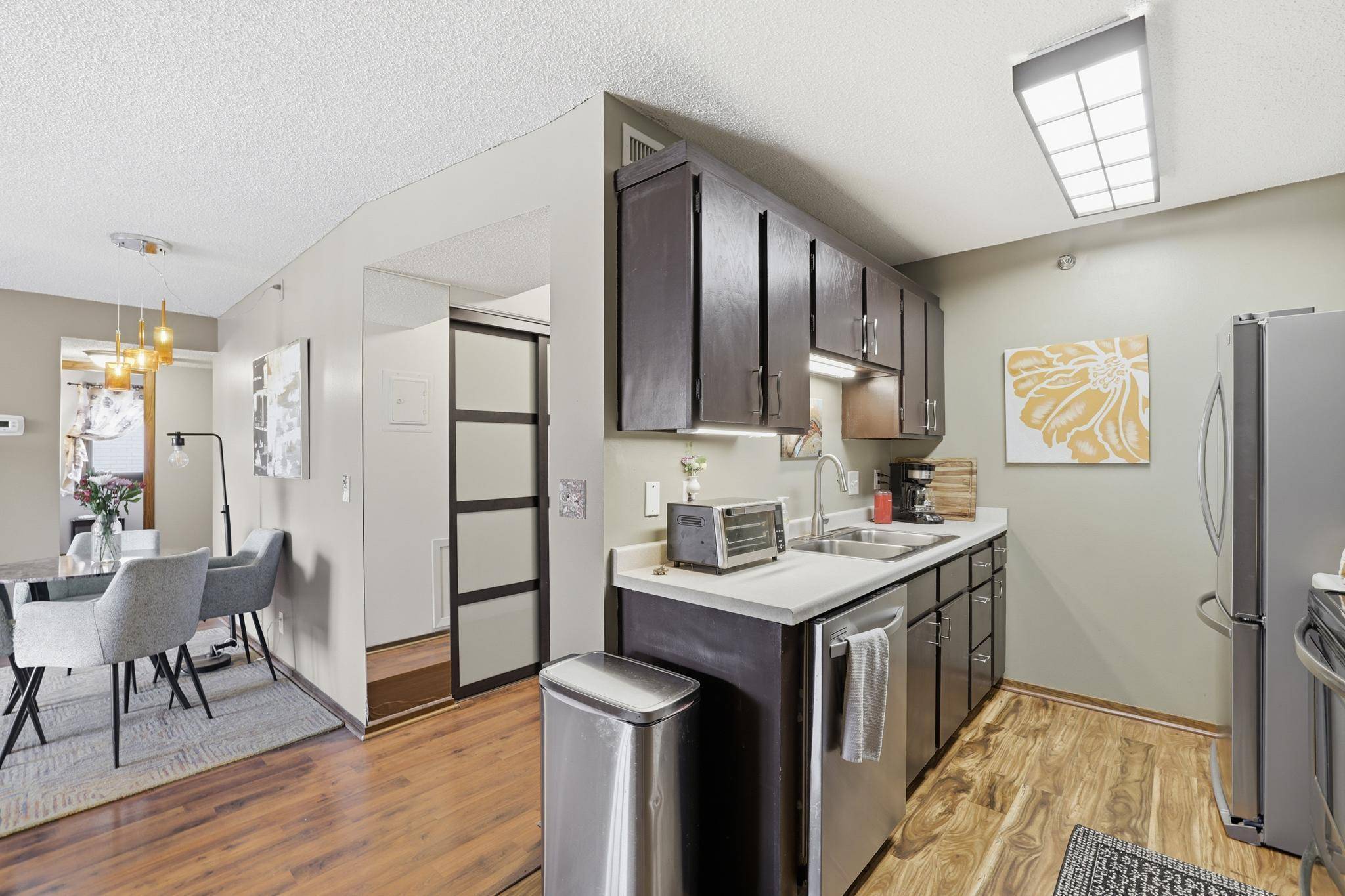 26 10th ST W #610, Saint Paul, MN 55102