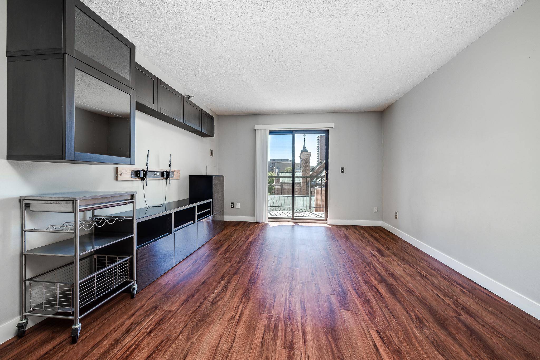 78 10th ST E #506, Saint Paul, MN 55101
