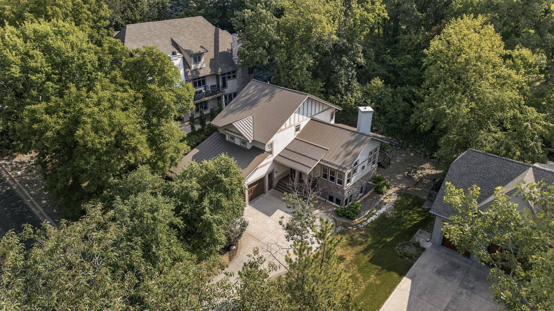 1423 June AVE S, Golden Valley, MN 55416
