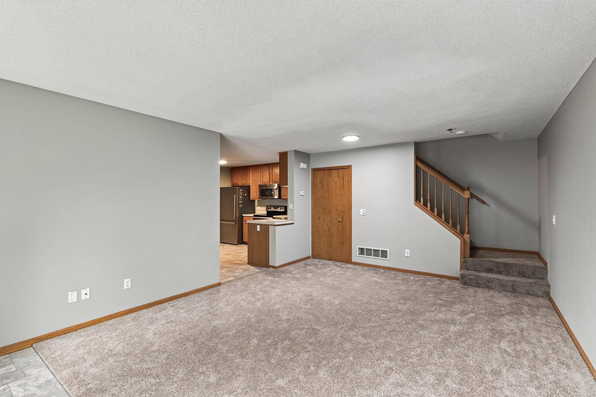 1191 Highpoint Curve, Shakopee, MN 55379