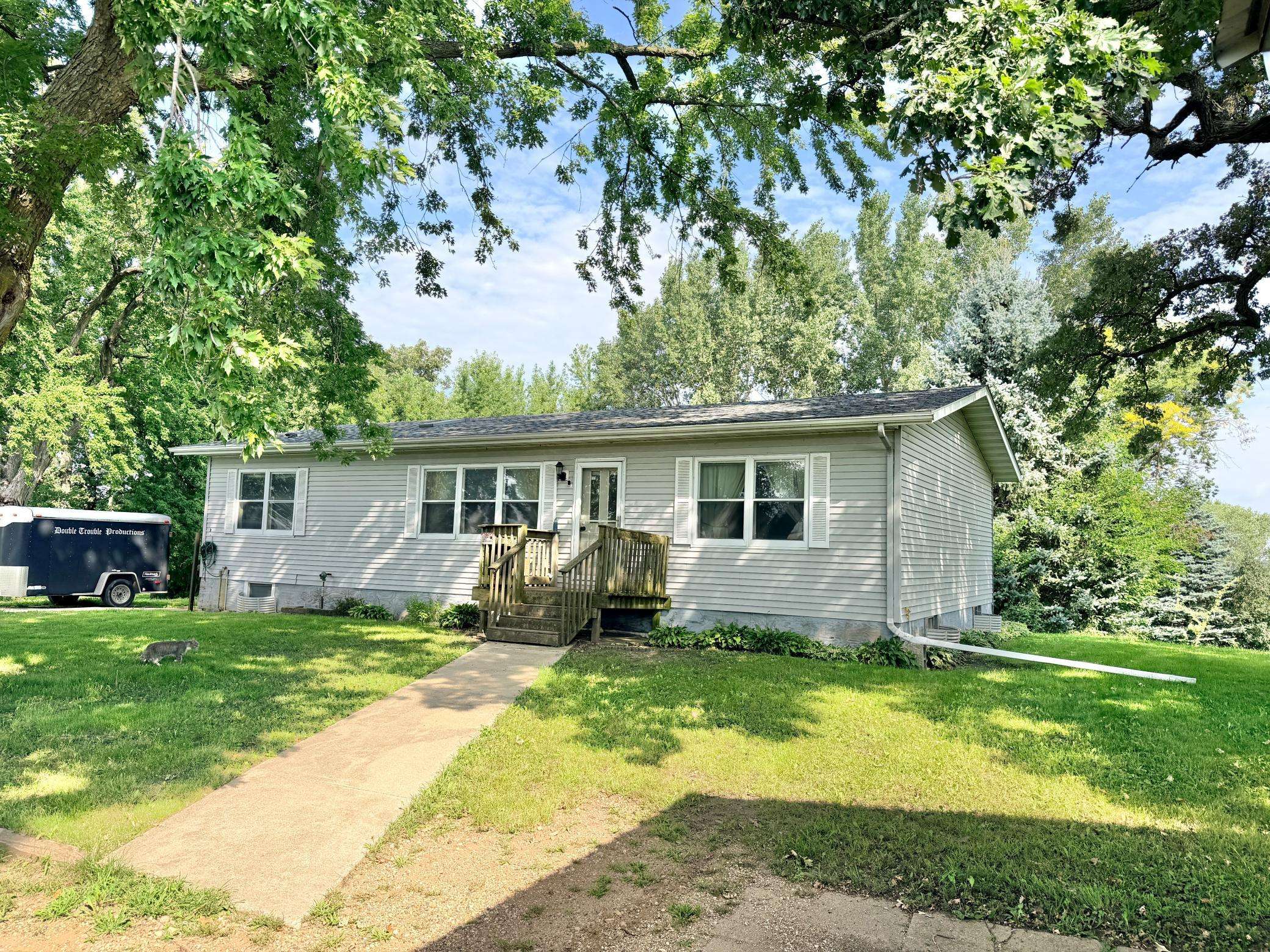 13230 705th AVE, Emmons, MN 56029