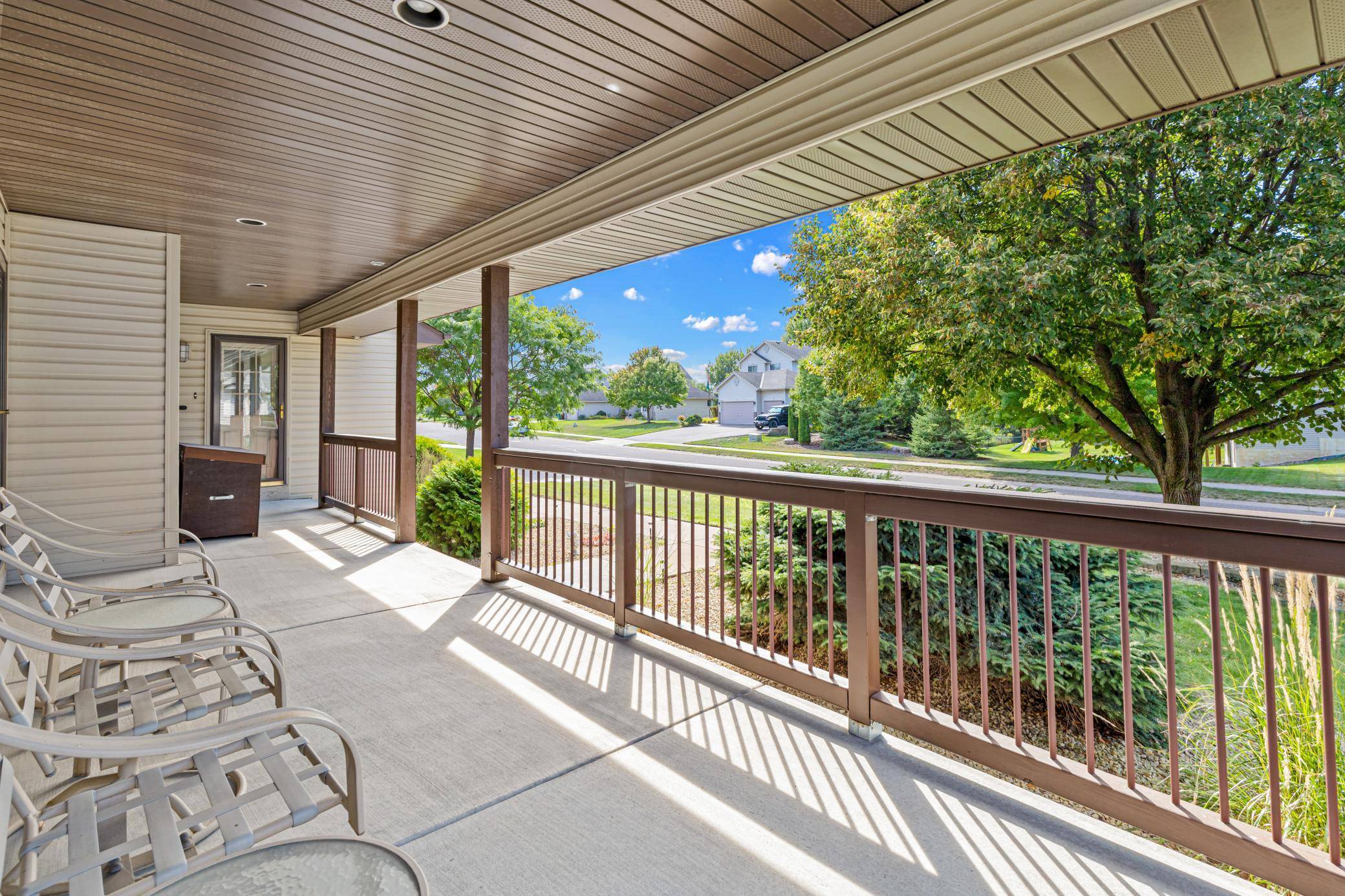 13160 Aspen DR, Rogers, MN 55374